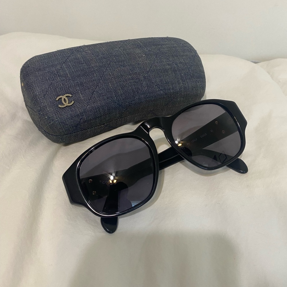 Rare Vintage 1991 Chanel Quilted Sunglasses